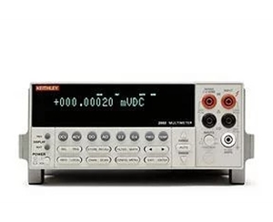 Keithley 2002 系列：配有扫描功能的 8½ 位万用表