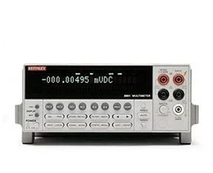 Keithley 2001 系列：配有扫描功能的 7½ 位万用表